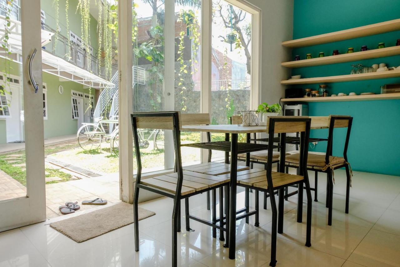 Spot On 1712 Griya Shanta Residence Malang Exterior photo